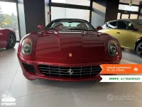 Usata Ferrari 599 620 CV (456 kW) 2007 Rosso Coupé