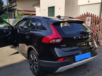 Usata Volvo V40 CC 120 CV (88 kW) 2017 Nero Station wagon