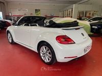 Usata VW Beetle 105 CV (77 kW) 2014 Bianco Utilitaria