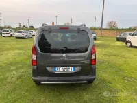 Usata Peugeot Partner Tepee Active 99 CV (72 kW) 2016 Grigio Monovolume