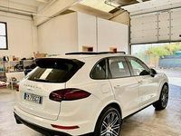 Usata Porsche Cayenne 262 CV (192 kW) 2017 Bianco SUV