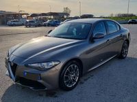 Usata Alfa Romeo Giulia Business 150 CV (110 kW) 2018 Bronzo Berlina