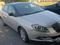 Usata Lancia Delta 120 CV (88 kW) 2009 Utilitaria