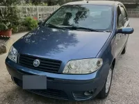 Usata Fiat Punto Dynamic 80 CV (58 kW) 2004 Bluazzurro Utilitaria