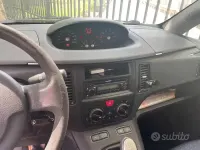 Usata Fiat Idea 95 CV (69 kW) 2011 Grigio Monovolume