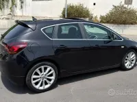 Usata Opel Astra Sport 160 CV (117 kW) 2010 Nero Berlina