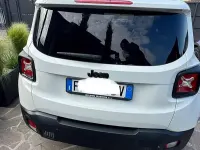 Begagnad Jeep Renegade Limited 120 HK (88 kW) 2017 Vit SUV