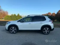 Usata Peugeot 2008 GT-line 110 CV (80 kW) 2020 Bianco SUV