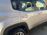 Usata Jeep Renegade Limited 140 CV (102 kW) 2018 Argento SUV