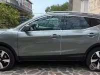 Usata Nissan Qashqai N-Connecta 116 CV (85 kW) 2017 Grigio SUV
