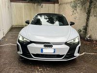 Käytetty Audi e-tron GT quattro 350 kW (476 HP) 2023 Harmaa Sedan