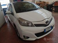 Usata Toyota Yaris 90 CV (66 kW) 2012 Utilitaria