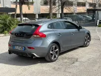 Usata Volvo V40 R-Design 120 CV (88 kW) 2015 Grigio Berlina