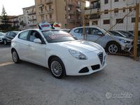 Usata Alfa Romeo Giulietta 105 CV (77 kW) 2012 Bianco Utilitaria