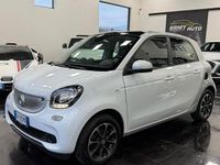 Usata Smart ForFour Passion 71 CV (52 kW) 2017 Bianco Utilitaria