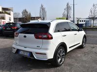 Usata Kia Niro 105 CV (77 kW) 2017 Bianco SUV