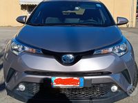 Usata Toyota C-HR 98 CV (72 kW) 2019 SUV
