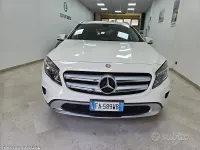 Usata Mercedes GLA180 136 CV (100 kW) 2016 Bianco SUV