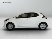 Usata Toyota Yaris Hybrid Active 116 CV (85 kW) 2025 Bianco Berlina
