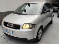 Usata Audi A2 Ambiente 75 CV (55 kW) 2001 Argento Utilitaria