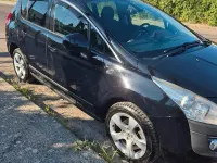 Usata Peugeot 3008 Allure 112 CV (82 kW) 2012 Nero Station wagon