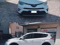 Usata Toyota RAV4 Hybrid Active 155 CV (114 kW) 2017 Polar white SUV