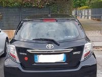 usata Toyota Yaris 5 porte GPL ideale per neopatentati