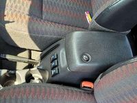 Usata Jeep Wrangler Sport 177 CV (130 kW) 2003 Argento SUV