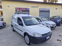 Usata Opel Combo 96 CV (70 kW) 2009 Bianco Monovolume