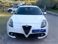 Usata Alfa Romeo Giulietta Super 120 CV (88 kW) 2018 Bianco Utilitaria