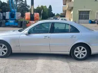 Usata Mercedes E270 177 CV (130 kW) 2004 Grigio Berlina