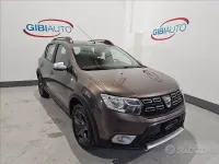 Begagnad Dacia Sandero Stepway 90 HK (66 kW) 2018 Brun Sedan