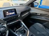 Usata Peugeot 3008 GT-line 150 CV (110 kW) 2017 Rosso SUV