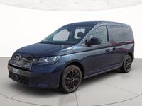 Usata VW Caddy 102 CV (75 kW) 2021 Starlight blue metallizzato Monovolume