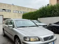 Usata Volvo V70 Summum 163 CV (119 kW) 2004 Argento Station wagon