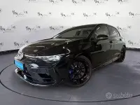 Usata VW Golf VIII Black Edition 333 CV (244 kW) 2025 Nero Berlina
