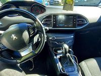 Usata Peugeot 308 SW Active 120 CV (88 kW) 2018 Station wagon