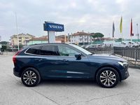 Usata Volvo XC60 Core 197 CV (144 kW) 2024 Blu/azzurro SUV