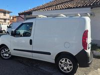 Usata Fiat Doblò 120 CV (88 kW) 2019 Bianco / pastello Monovolume