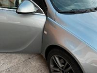 Usata Opel Insignia 170 CV (125 kW) 2012 Grigio Station wagon