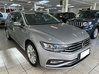 Usata VW Passat Business 150 CV (110 kW) 2022 Grigio metallizzato Station wagon