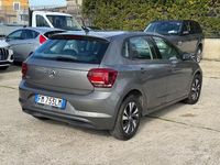 Begagnad VW Polo Highline 95 HK (69 kW) 2018 Grå Halvkombi