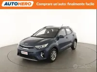 Usata Kia Stonic Urban 84 CV (61 kW) 2022 Blu SUV