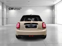 Usata Mini Cooper D 116 CV (85 kW) 2018 Bianco Utilitaria