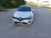 Usata Renault Clio V 75 CV (55 kW) 2023 Berlina