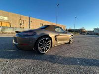 Usata Porsche 718 Boxster 299 CV (219 kW) 2023 Grigio Cabrio