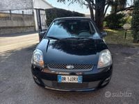 Usata Ford Fiesta Ghia 2008 Nero Utilitaria