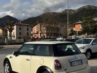 Occasion Mini Cooper D 109 ch (80 kW) 2010 Blanc Citadine