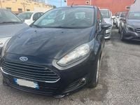Usata Ford Fiesta 75 CV (55 kW) 2016 Nero Berlina