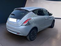 Usata Lancia Ypsilon Gold 69 CV (50 kW) 2022 Grigio Utilitaria